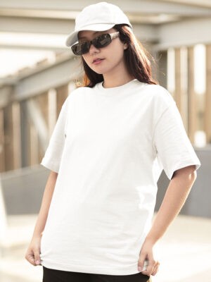 Standard Oversized White Solid T-Shirt For Women